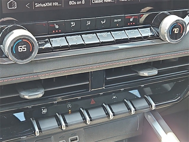 Thumbnail: 2025 Chevrolet Colorado - 17