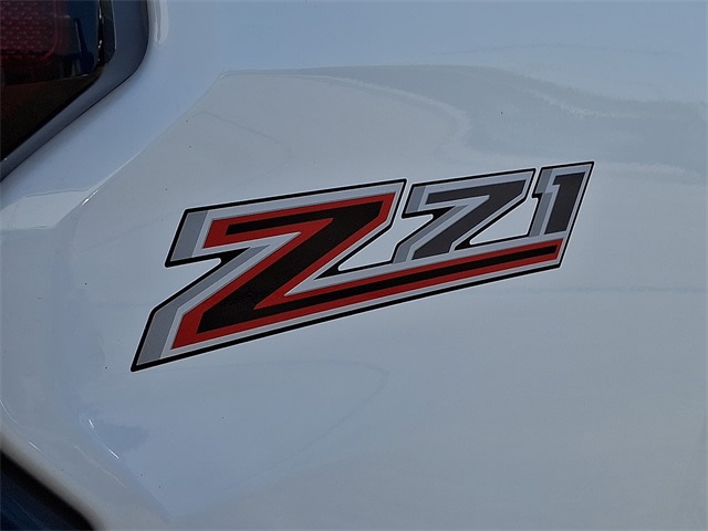 Thumbnail: 2025 Chevrolet Colorado - 21