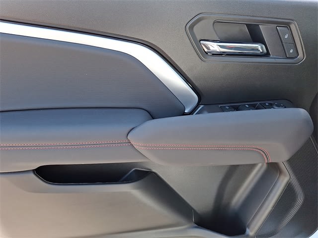 Thumbnail: 2025 Chevrolet Colorado - 14