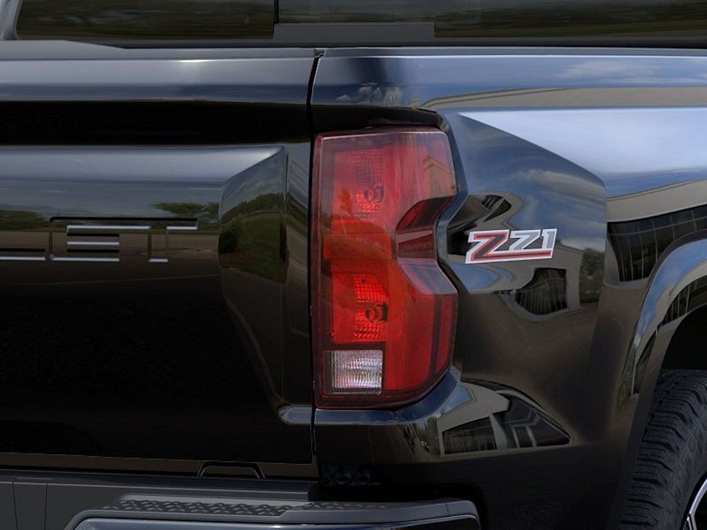 Thumbnail: 2026 Chevrolet Colorado - 10