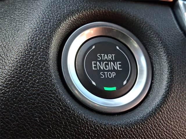 Thumbnail: 2025 Chevrolet Colorado - 16