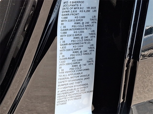 Thumbnail: 2025 Chevrolet Colorado - 18