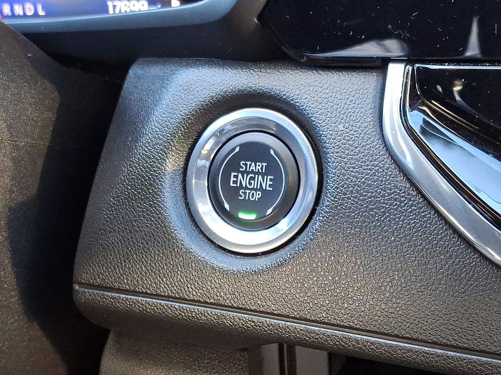 Thumbnail: 2023 Chevrolet Colorado - 29