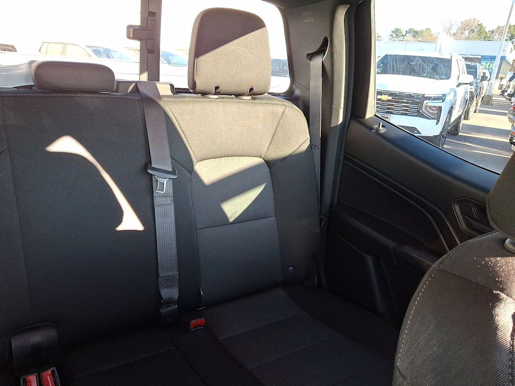 Thumbnail: 2023 Chevrolet Colorado - 26