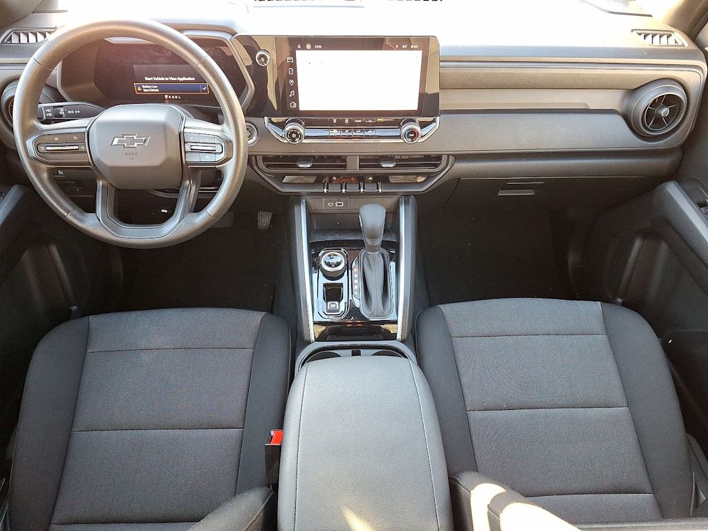 Thumbnail: 2023 Chevrolet Colorado - 10