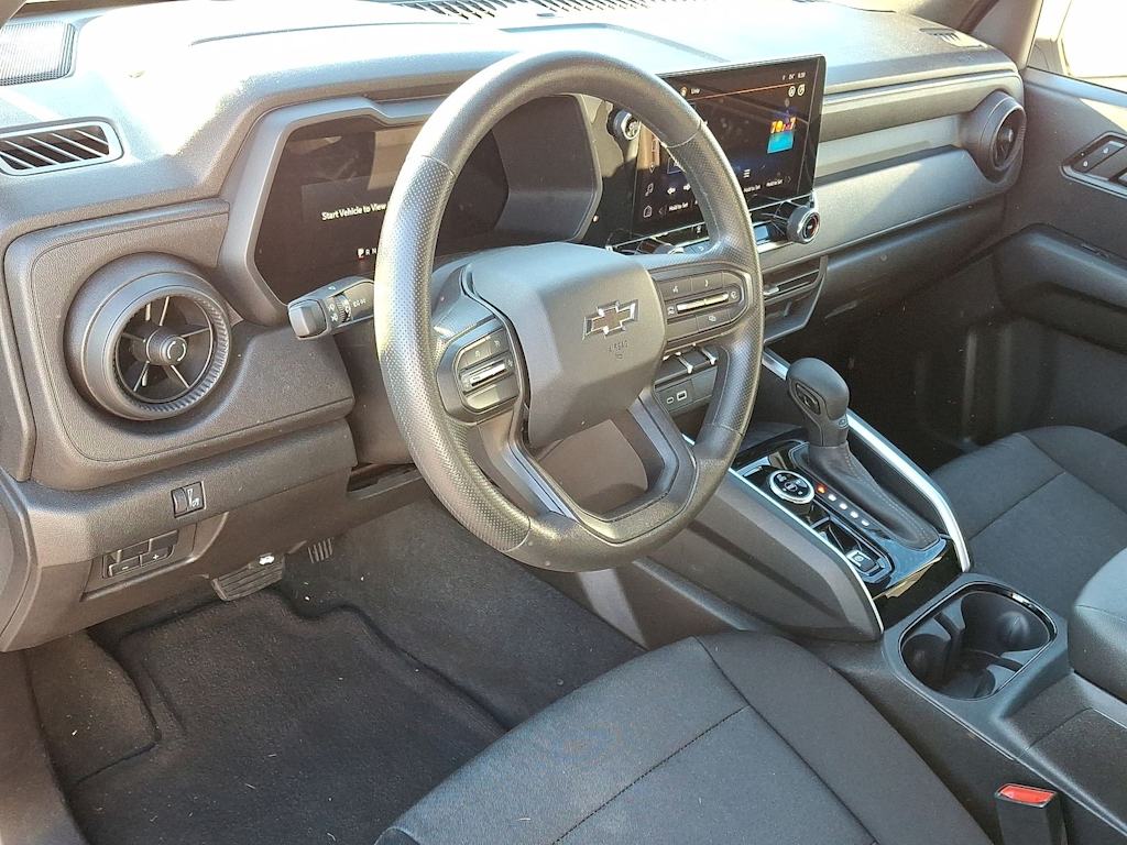 Thumbnail: 2023 Chevrolet Colorado - 15