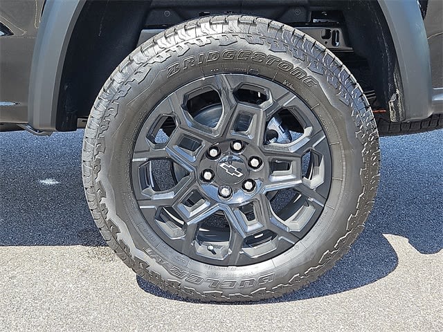 Thumbnail: 2026 Chevrolet Colorado - 7