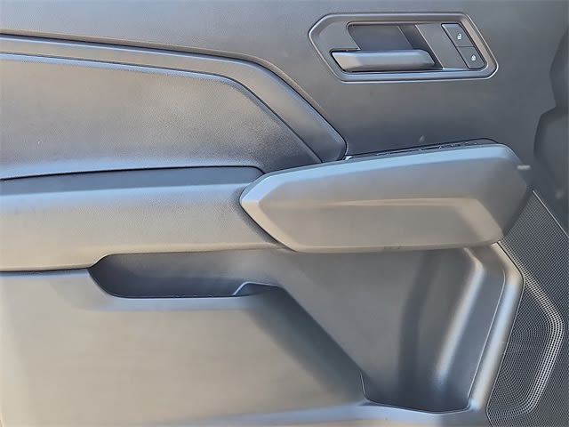 Thumbnail: 2026 Chevrolet Colorado - 16