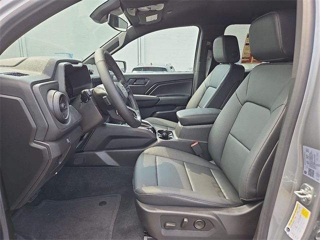 Thumbnail: 2025 Chevrolet Colorado - 9