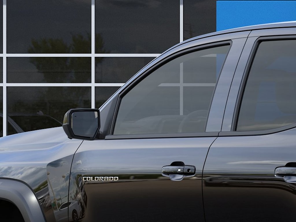 Thumbnail: 2026 Chevrolet Colorado - 19