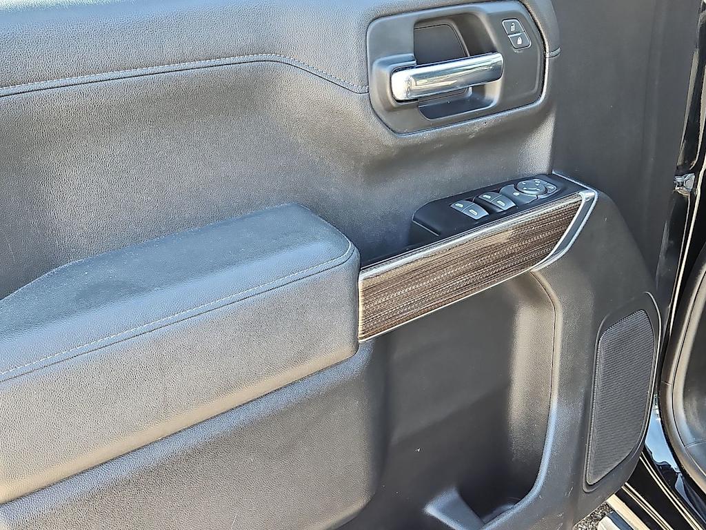 Thumbnail: 2019 Chevrolet Silverado 1500 - 34