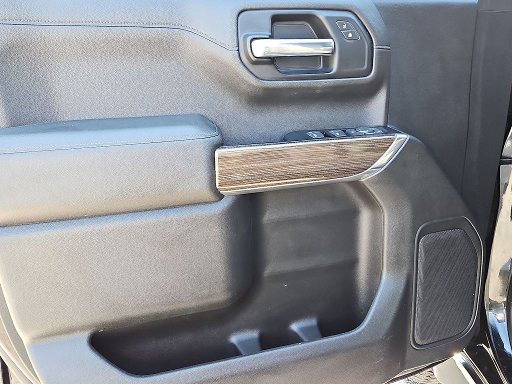 Thumbnail: 2019 Chevrolet Silverado 1500 - 33