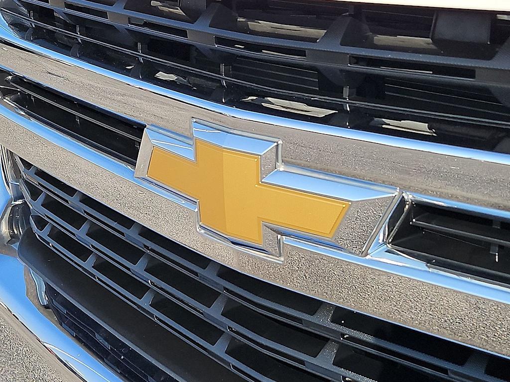 Thumbnail: 2019 Chevrolet Silverado 1500 - 6