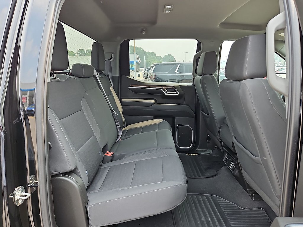 Thumbnail: 2022 Chevrolet Silverado 1500 - 37