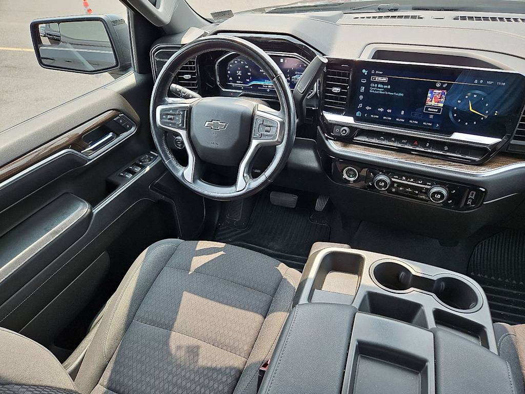 Thumbnail: 2022 Chevrolet Silverado 1500 - 2