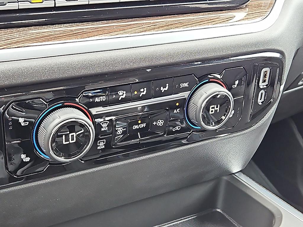 Thumbnail: 2026 Chevrolet Silverado 1500 - 16