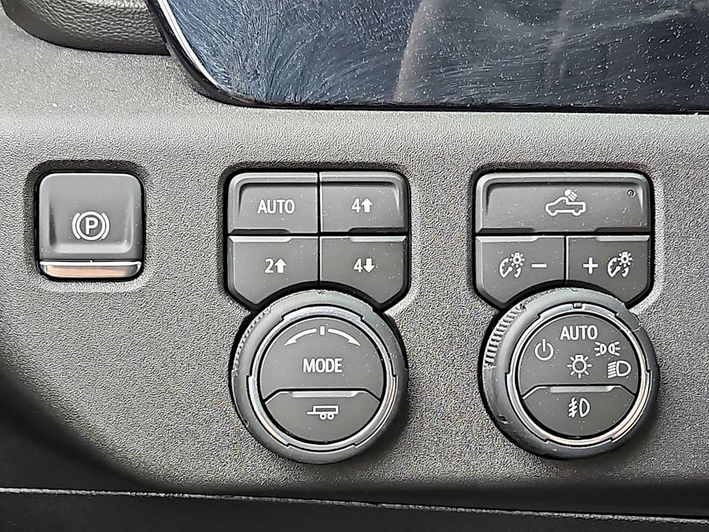 Thumbnail: 2026 Chevrolet Silverado 1500 - 21