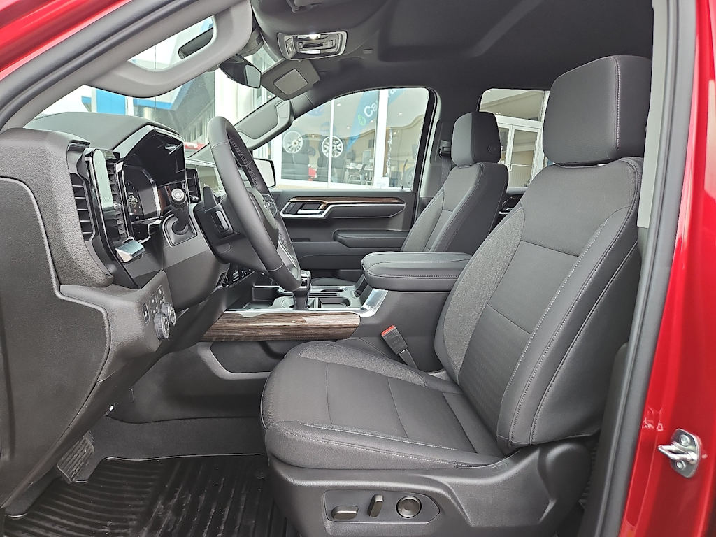 Thumbnail: 2026 Chevrolet Silverado 1500 - 9