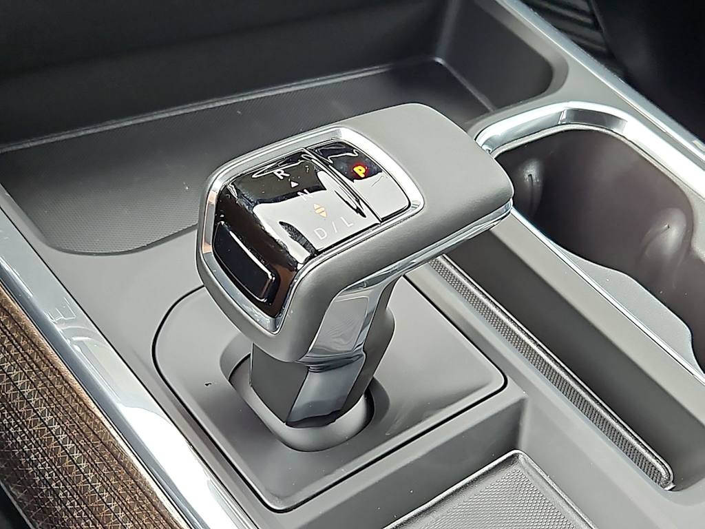 Thumbnail: 2026 Chevrolet Silverado 1500 - 12