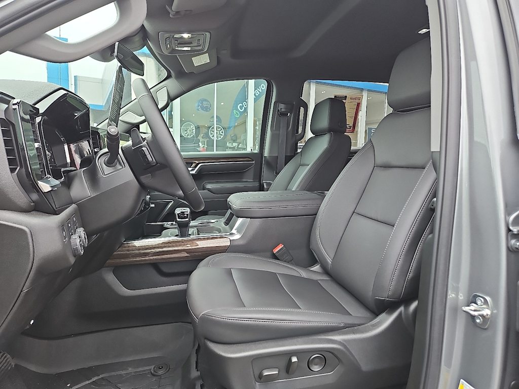 Thumbnail: 2025 Chevrolet Silverado 1500 - 9