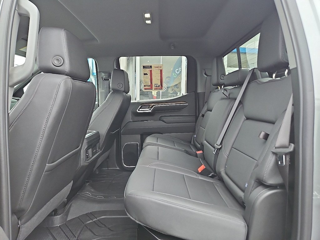 Thumbnail: 2025 Chevrolet Silverado 1500 - 10