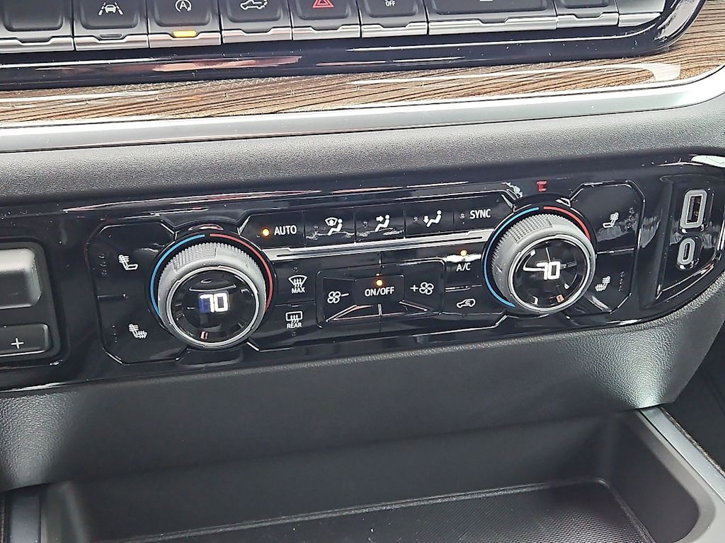 Thumbnail: 2025 Chevrolet Silverado 1500 - 18