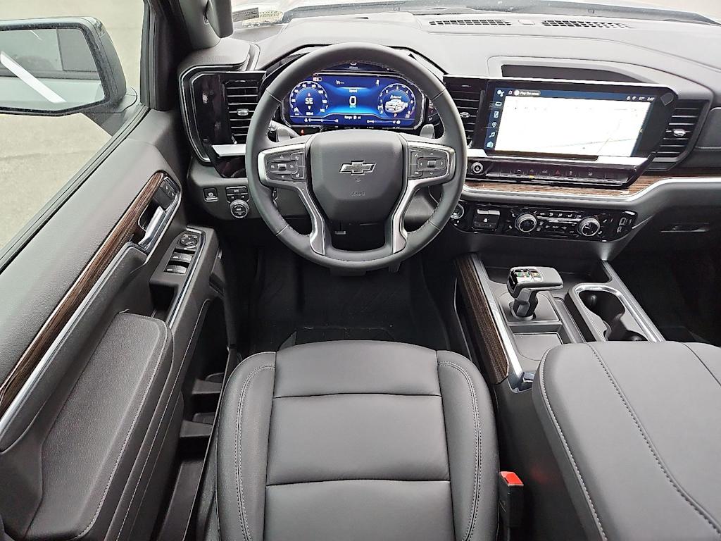 Thumbnail: 2025 Chevrolet Silverado 1500 - 2