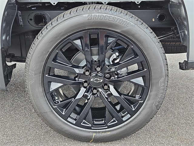 Thumbnail: 2026 Chevrolet Silverado 1500 - 7