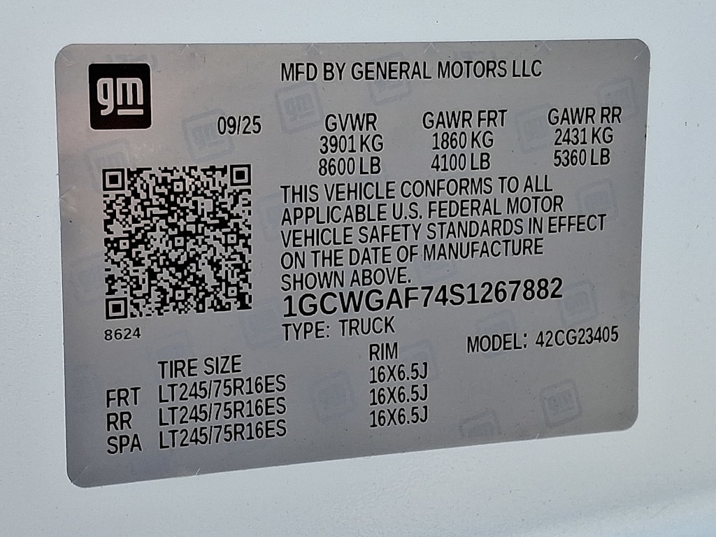 Thumbnail: 2025 Chevrolet Express - 9