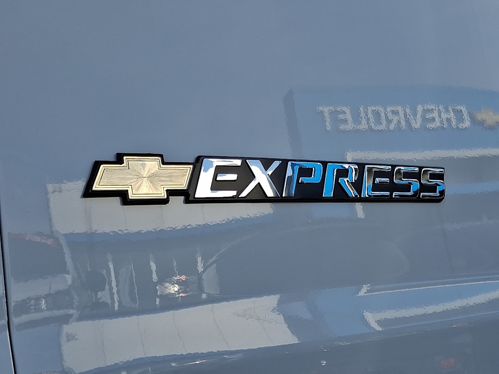Thumbnail: 2025 Chevrolet Express - 5