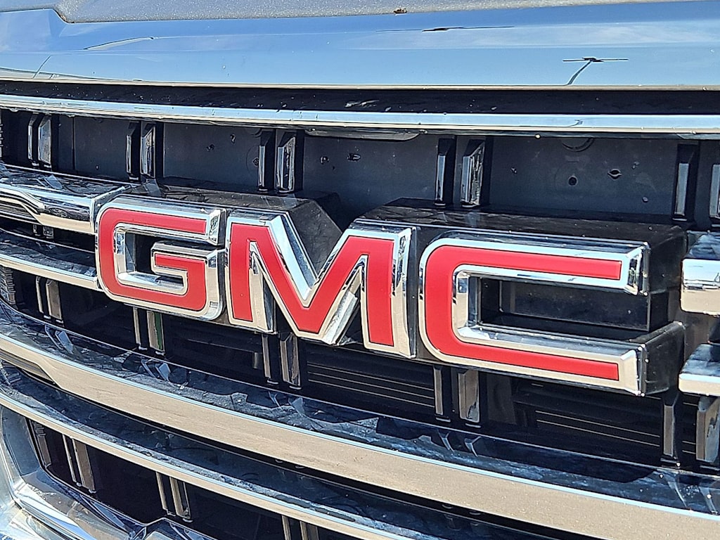 Thumbnail: 2024 GMC Yukon - 38