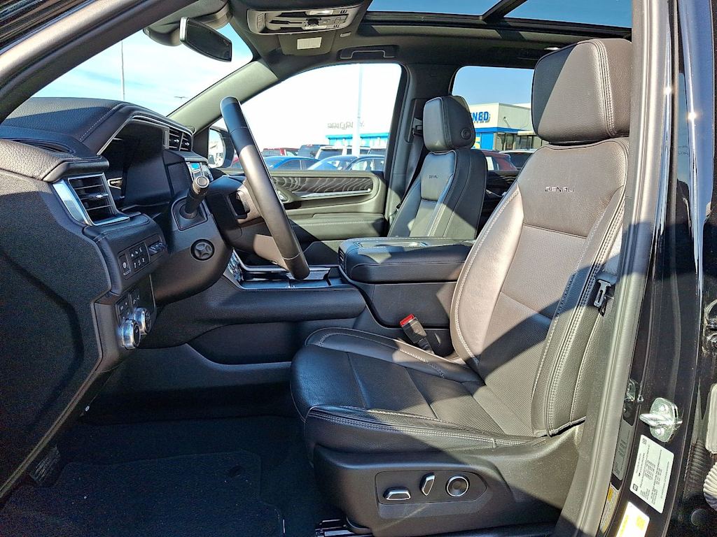 Thumbnail: 2024 GMC Yukon XL - 9