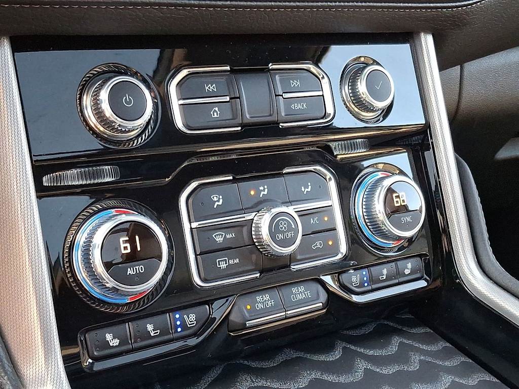 Thumbnail: 2024 GMC Yukon XL - 30