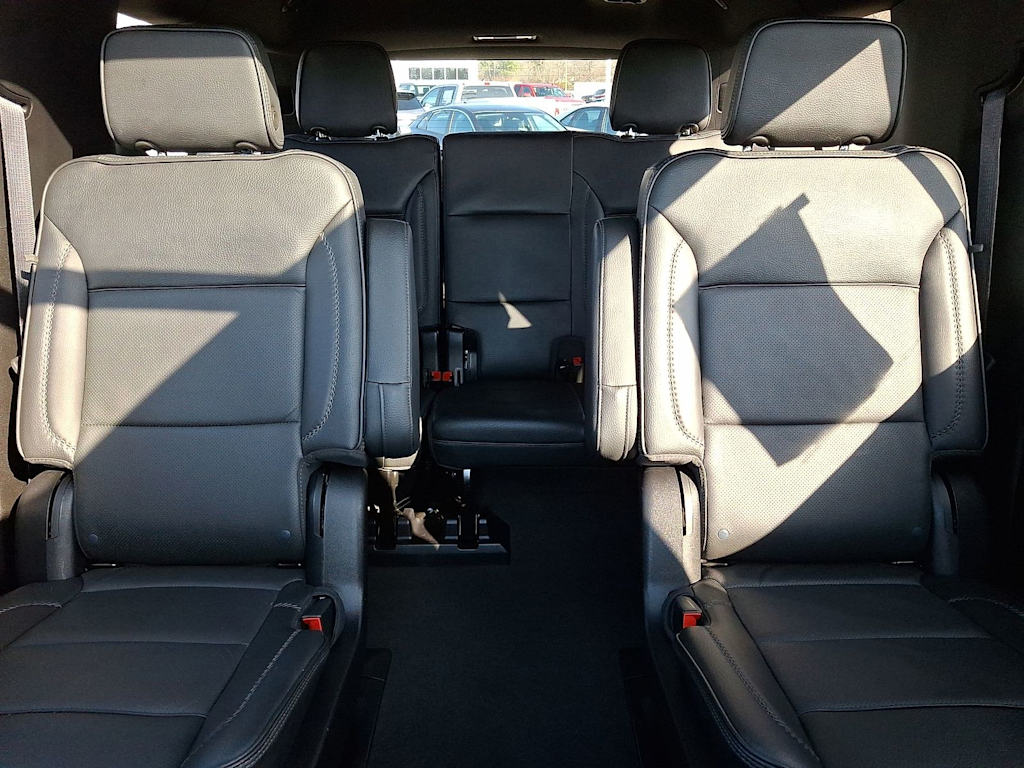 Thumbnail: 2024 GMC Yukon XL - 25