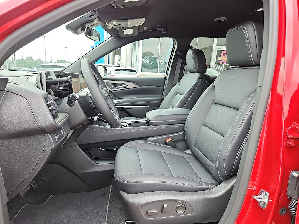 2026 Chevrolet Traverse LT - Photo 9