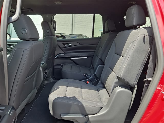 Thumbnail: 2026 Chevrolet Traverse - 10