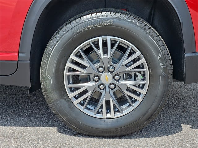 Thumbnail: 2026 Chevrolet Traverse - 7