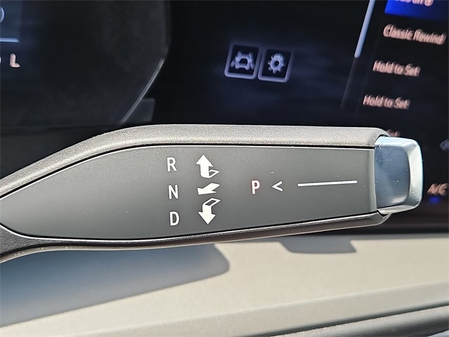 Thumbnail: 2026 Chevrolet Traverse - 12