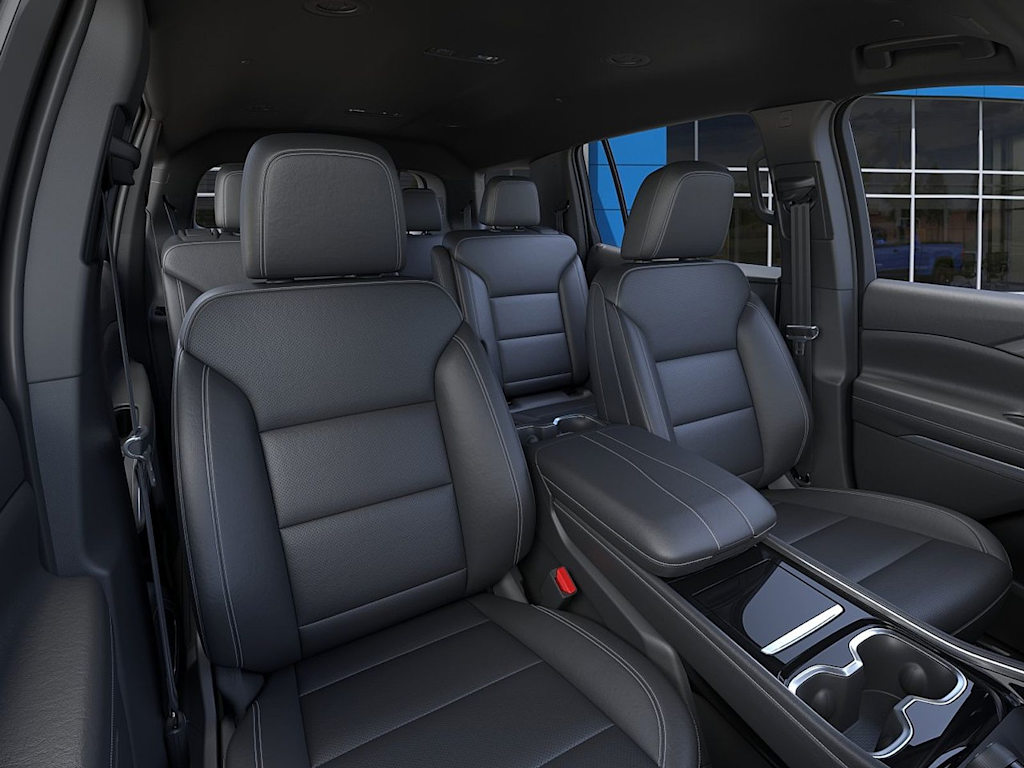Thumbnail: 2027 Chevrolet Traverse - 7