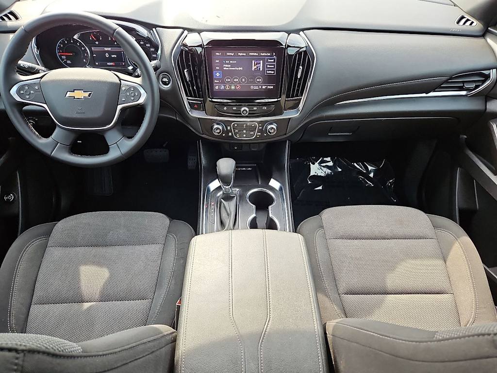 Thumbnail: 2023 Chevrolet Traverse - 15