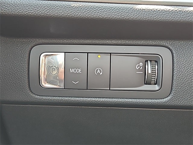 Thumbnail: 2025 Chevrolet Traverse - 19