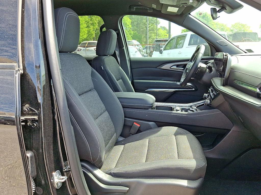 Thumbnail: 2025 Chevrolet Traverse - 9