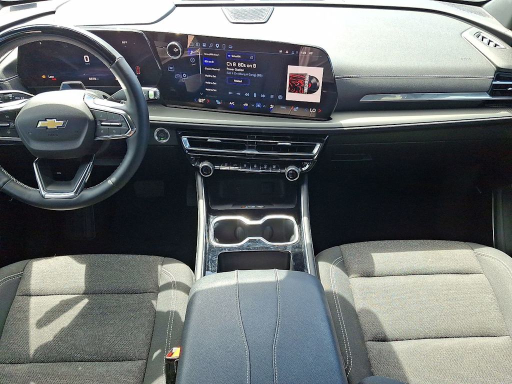 Thumbnail: 2025 Chevrolet Traverse - 12