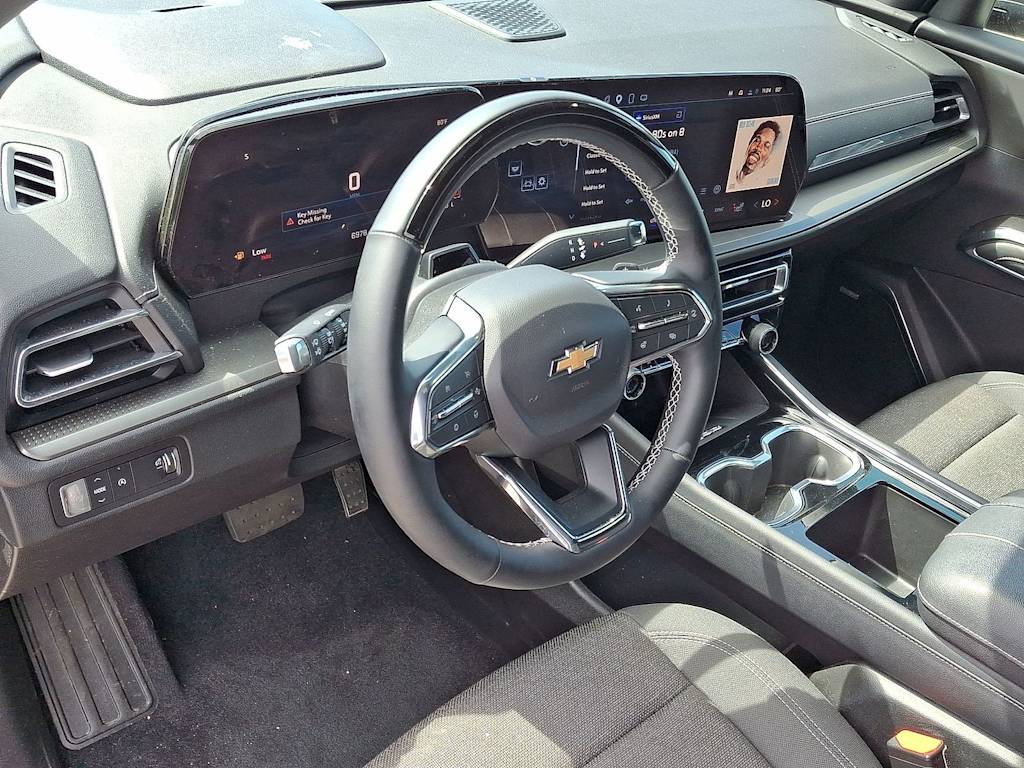 Thumbnail: 2025 Chevrolet Traverse - 11