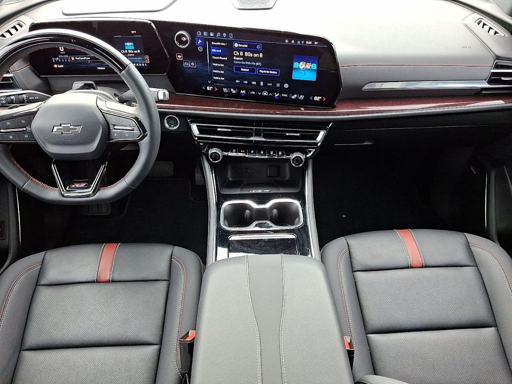 Thumbnail: 2026 Chevrolet Traverse - 12
