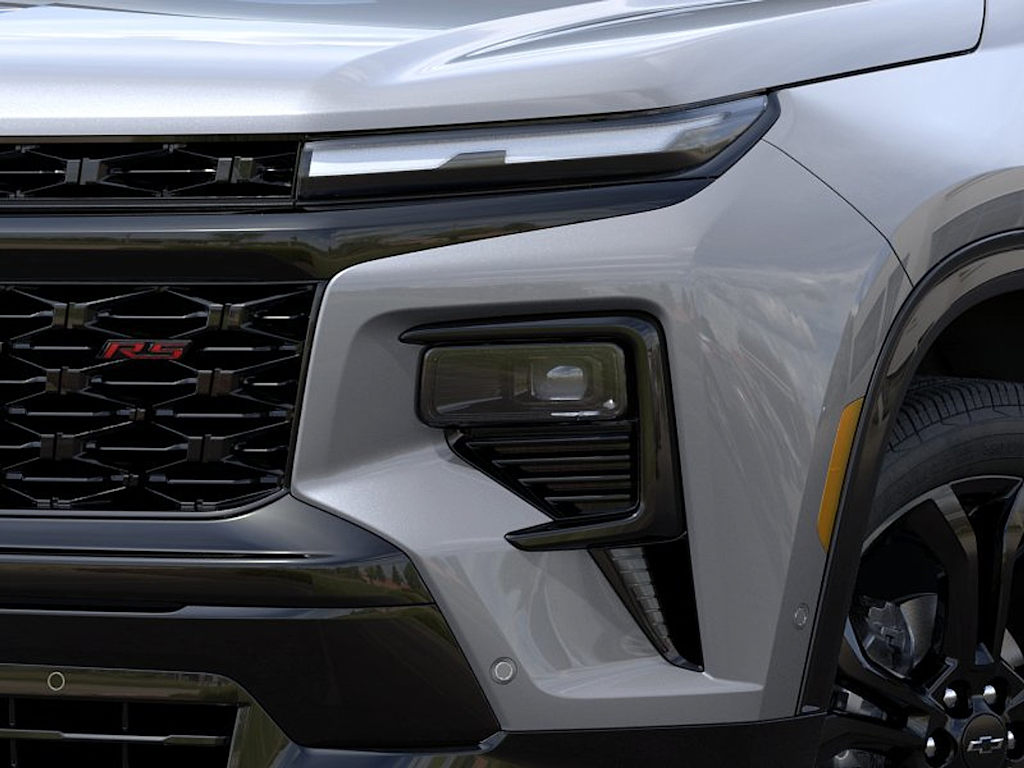 Thumbnail: 2027 Chevrolet Traverse - 18