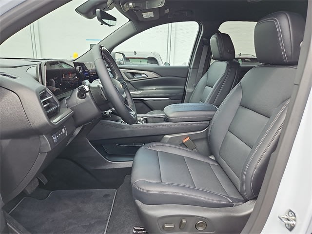 Thumbnail: 2026 Chevrolet Traverse - 9