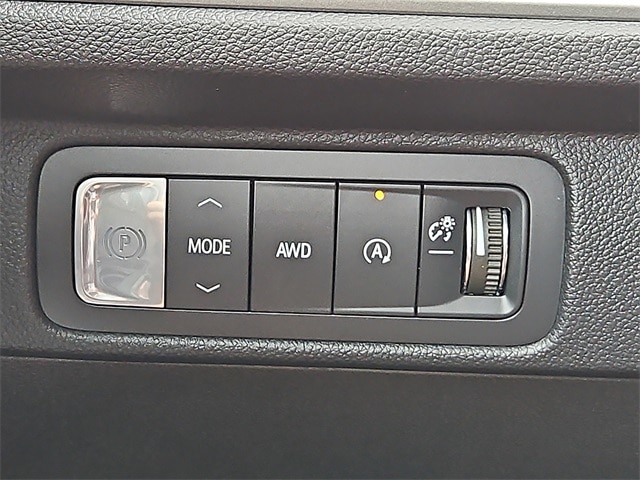 Thumbnail: 2026 Chevrolet Traverse - 22