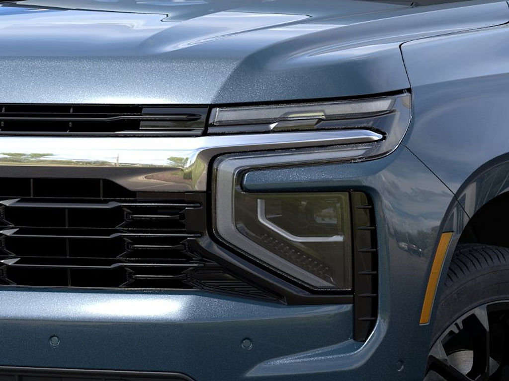 Thumbnail: 2026 Chevrolet Suburban - 18