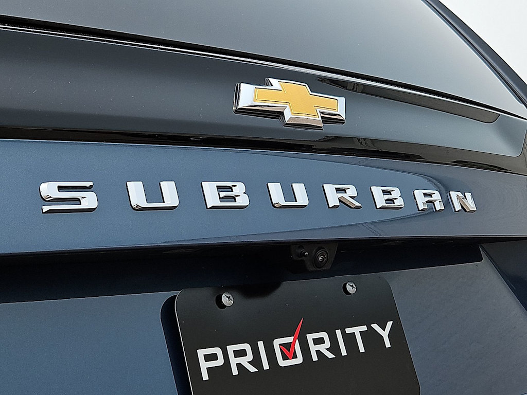Thumbnail: 2026 Chevrolet Suburban - 6